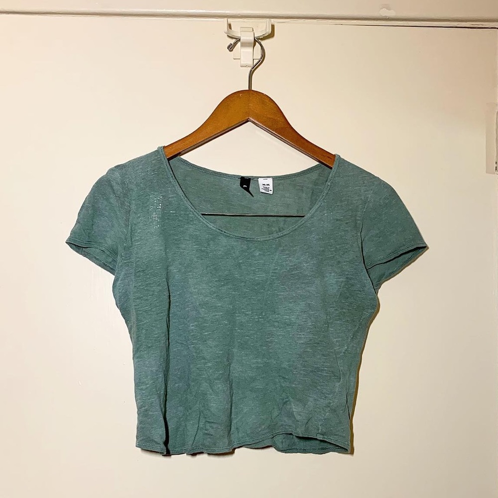 Super cute green crop top